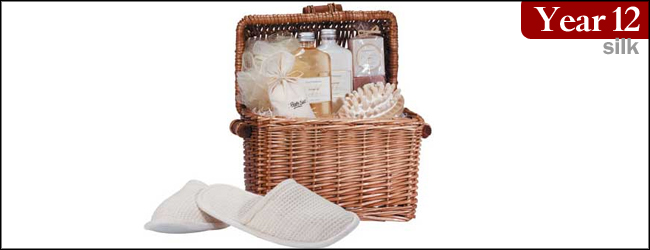 Unique Gifts    Spa-in-a-Basket