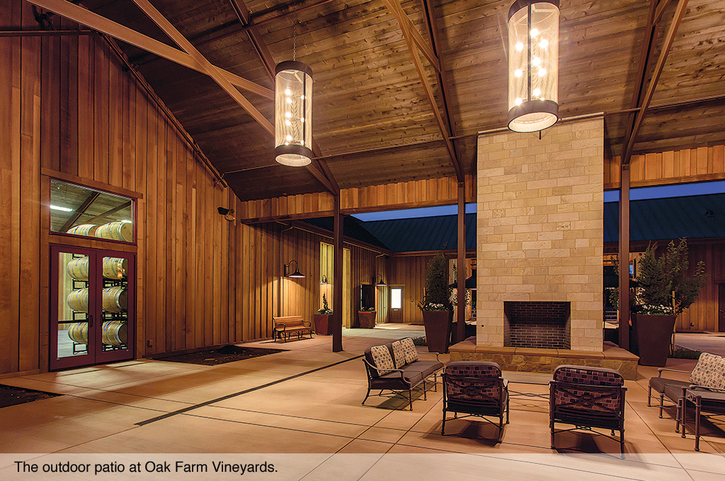 The outdoor patio at Oak Farm Vineyards.